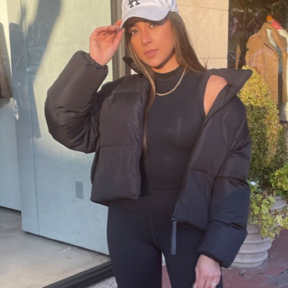Wander cropped puffer (NWT Small)